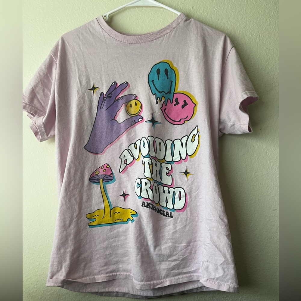 Pink graphic tee